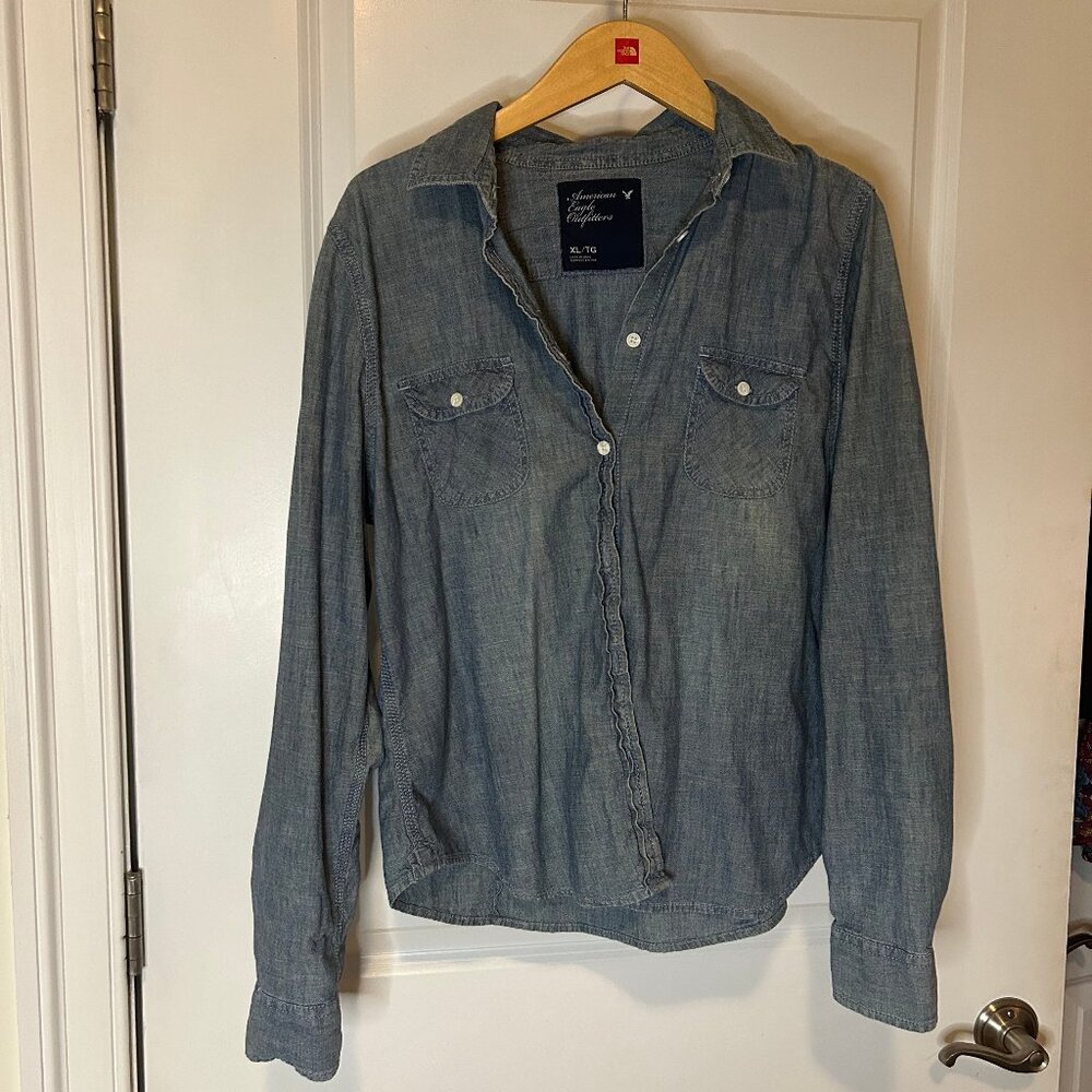 American Eagle chambray denim shirt xl